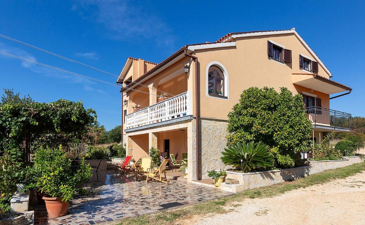 Apartments Alice Green Oasis - Пореч Экстерьер фото